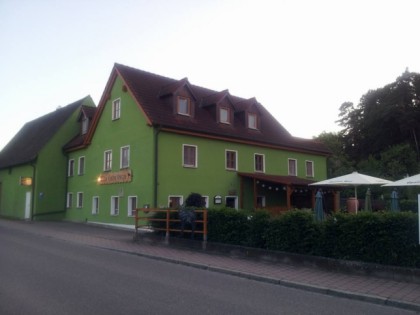 照片: Die kleine kneipe